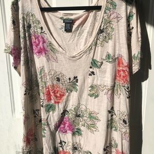 Torrid Size 4 Tee